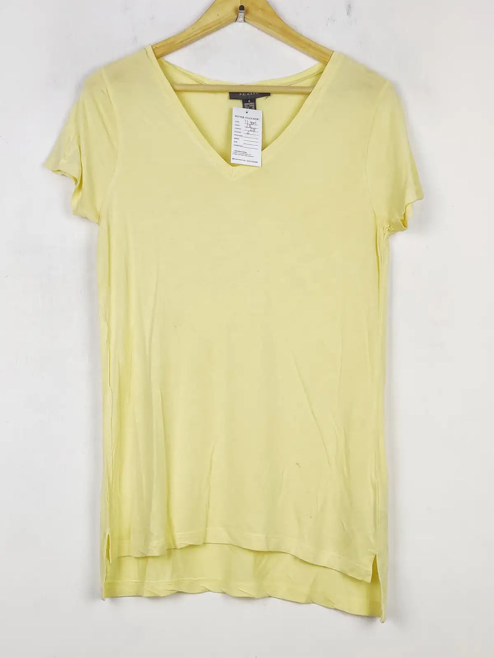 Buy online pre-used pre-loved 100% authentic & Original branded Primark (TS-4005) available in Pakistan. Top international brands avilable.