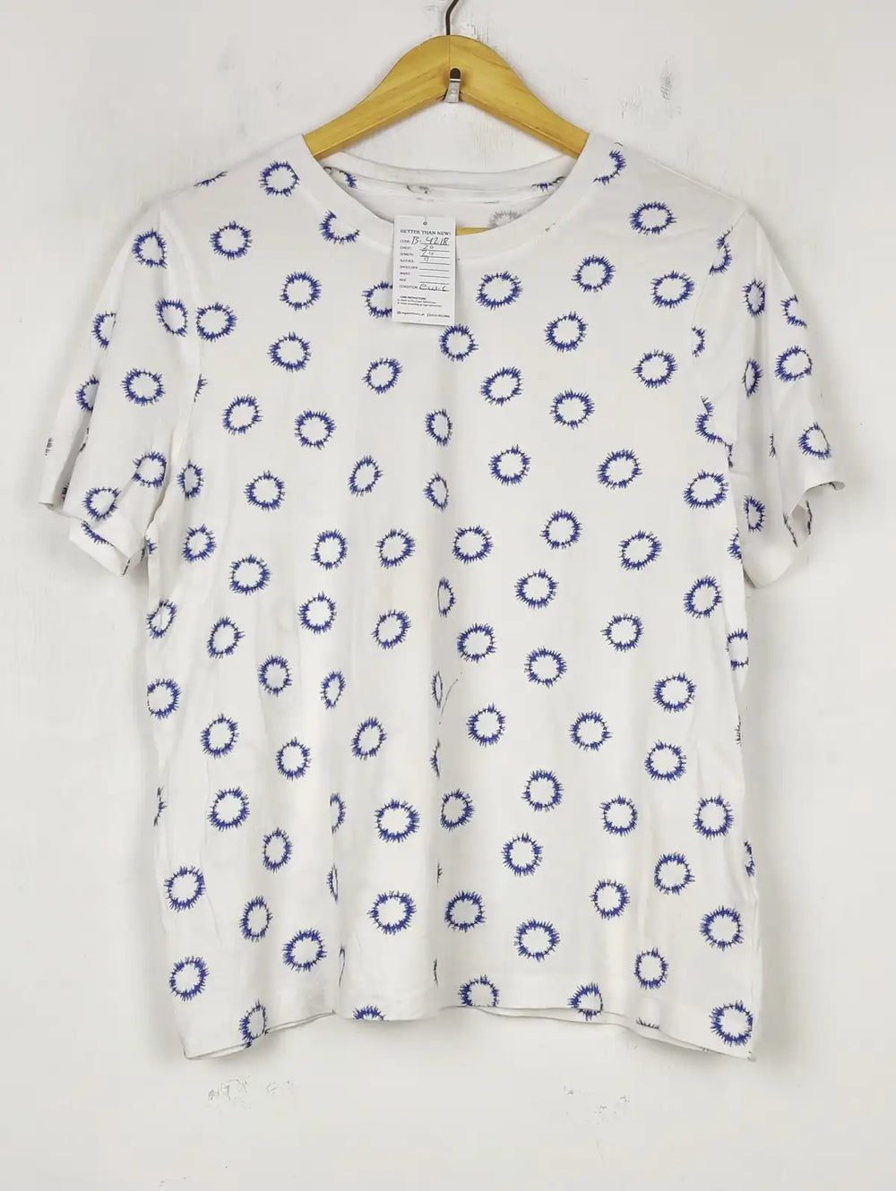 Buy online pre-used pre-loved 100% authentic & Original branded Marks & Spencer (TS-4218) available in Pakistan. Top international brands avilable.