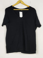 Buy online pre-used pre-loved 100% authentic & Original branded George (TS-4226) available in Pakistan. Top international brands avilable.