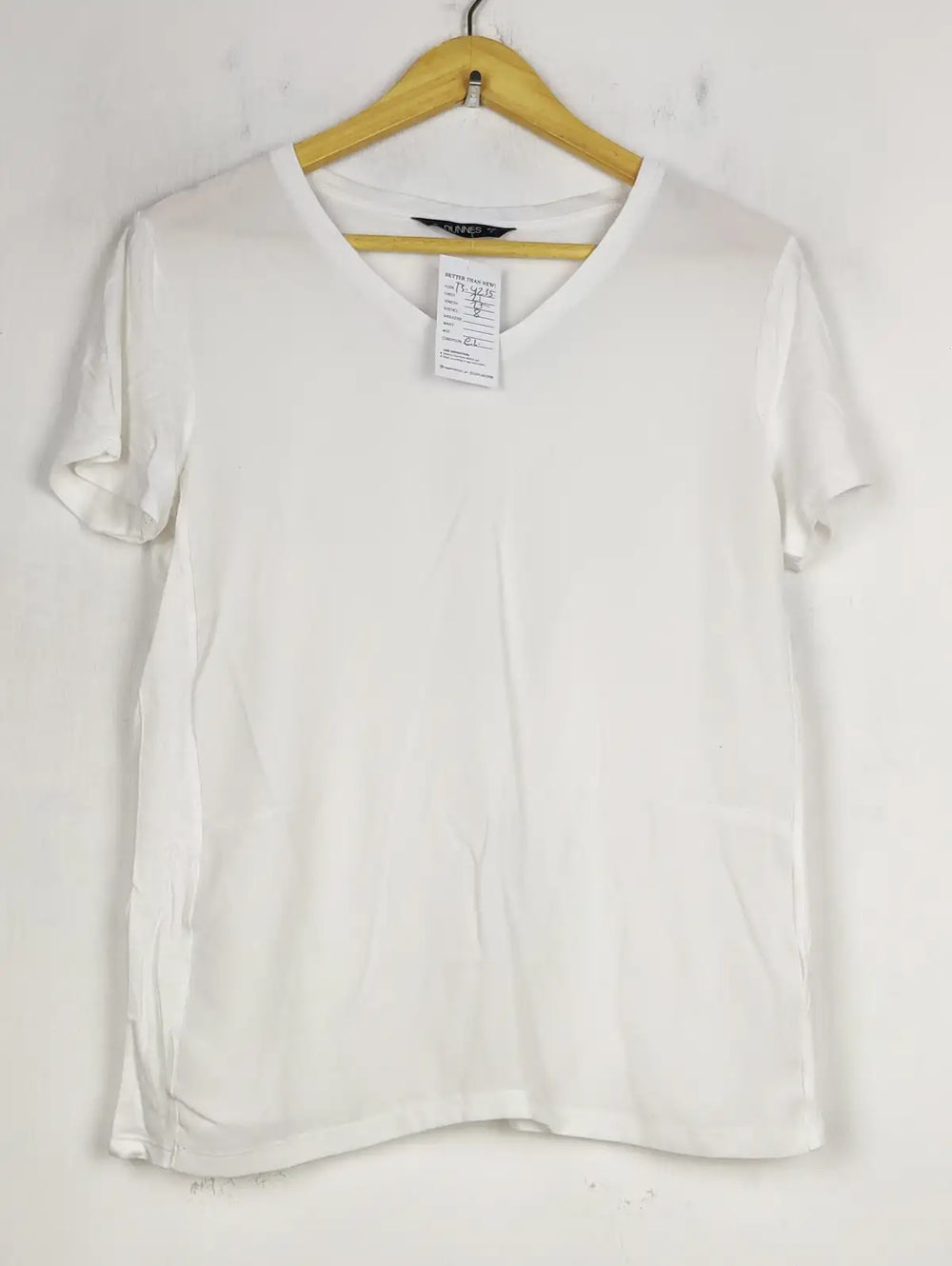 Buy online pre-used pre-loved 100% authentic & Original branded Dunnes Stores (TS-4235) available in Pakistan. Top international brands avilable.