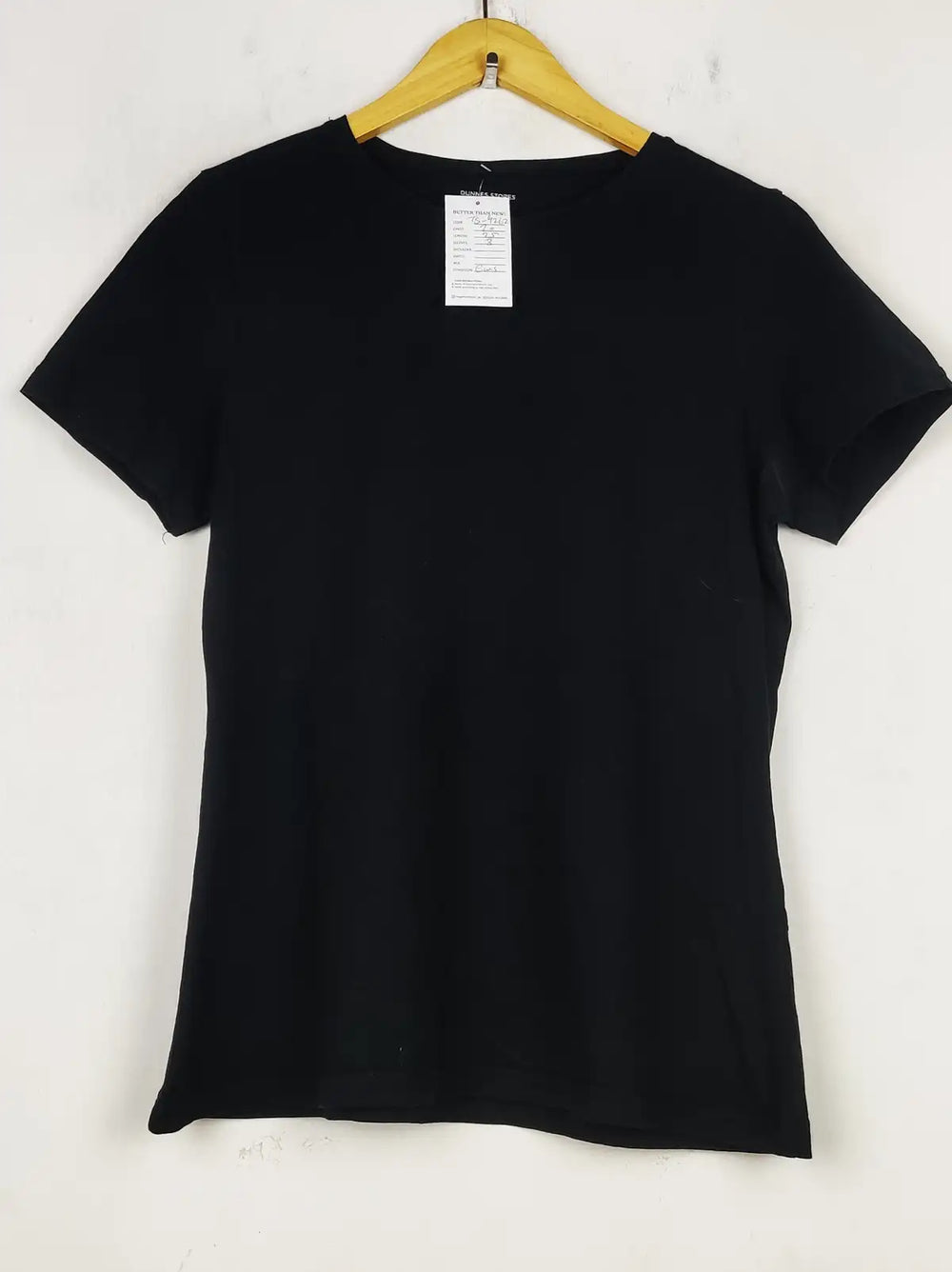 Buy online pre-used pre-loved 100% authentic & Original branded Dunnes Stores (TS-4262) available in Pakistan. Top international brands avilable.