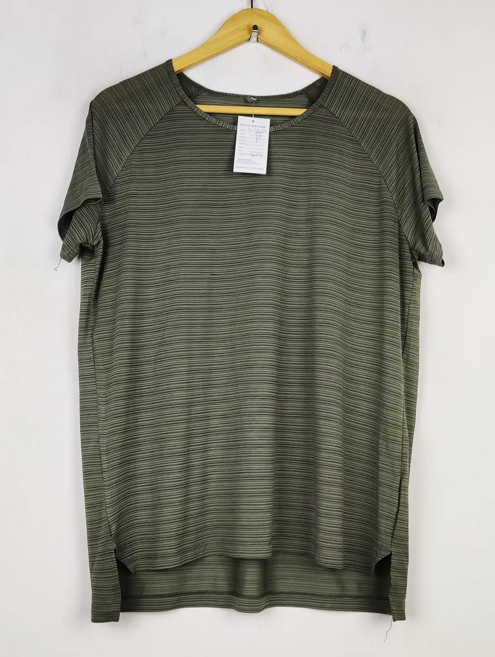 Buy online pre-used pre-loved 100% authentic & Original branded Workout (TS-4264) available in Pakistan. Top international brands avilable.