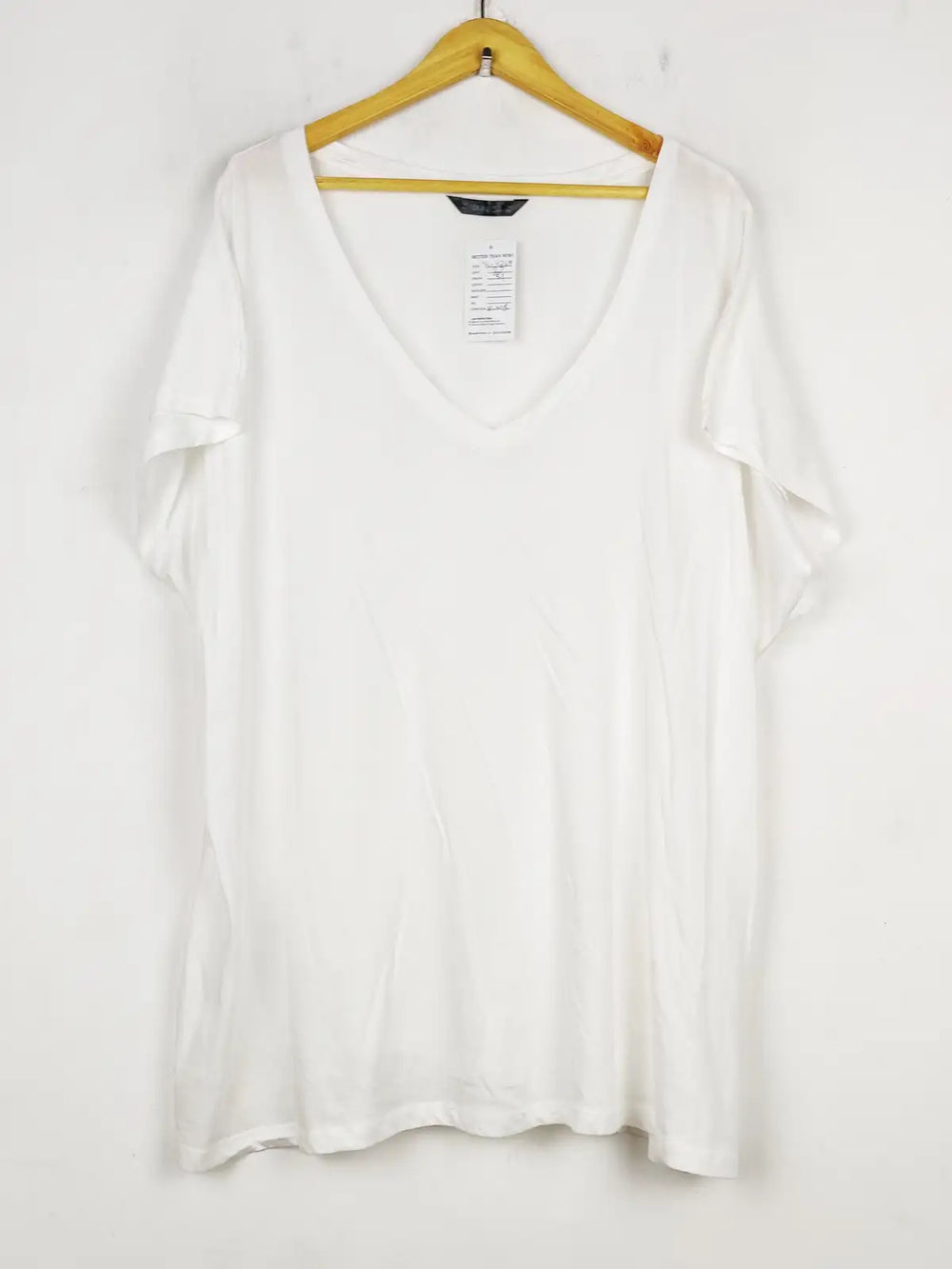 Buy online pre-used pre-loved 100% authentic & Original branded Dunnes Store (TS-4269) available in Pakistan. Top international brands avilable.