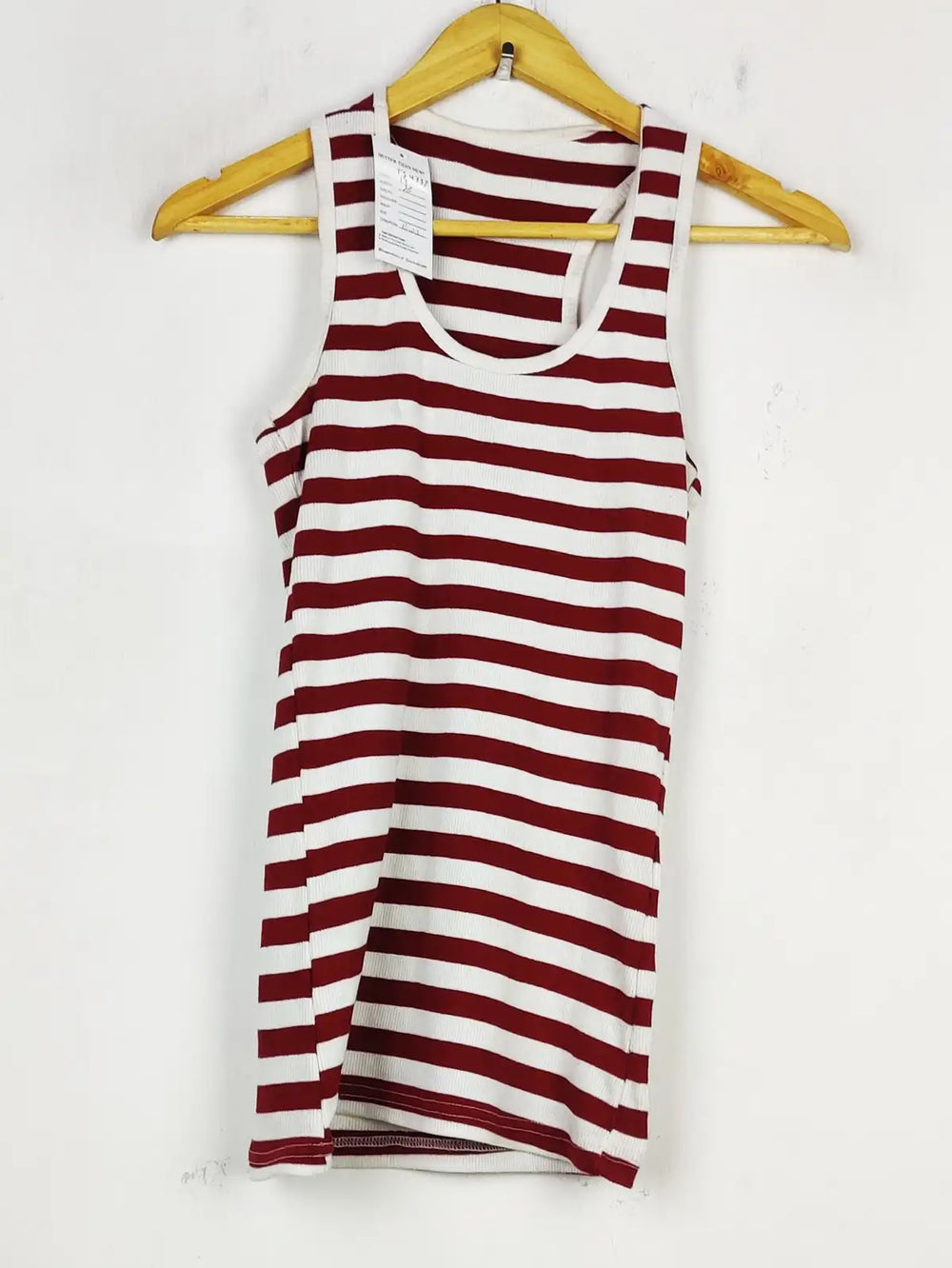 Buy online pre-used pre-loved 100% authentic & Original branded Unknown Brand (TS-4337) available in Pakistan. Top international brands avilable.