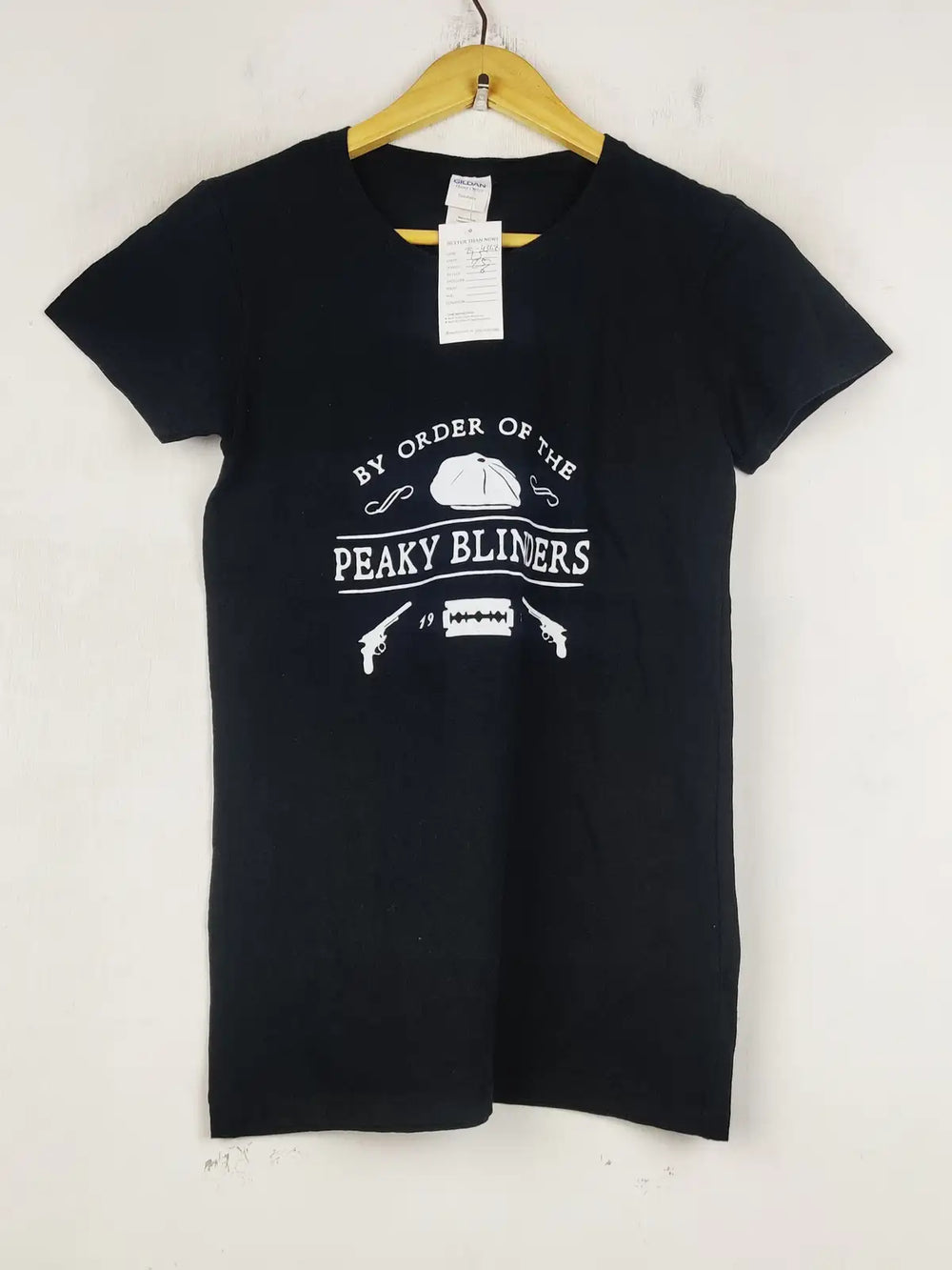 Buy online pre-used pre-loved 100% authentic & Original branded Gildan (TS-4368) available in Pakistan. Top international brands avilable.
