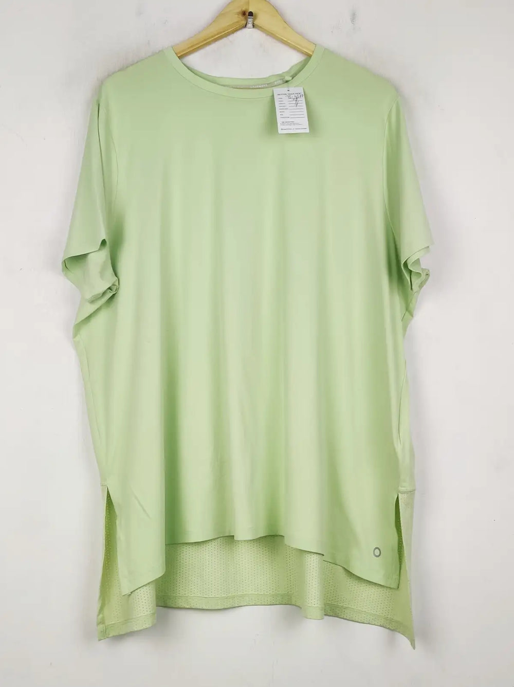 Buy online pre-used pre-loved 100% authentic & Original branded Good Move (TS-4577) available in Pakistan. Top international brands avilable.