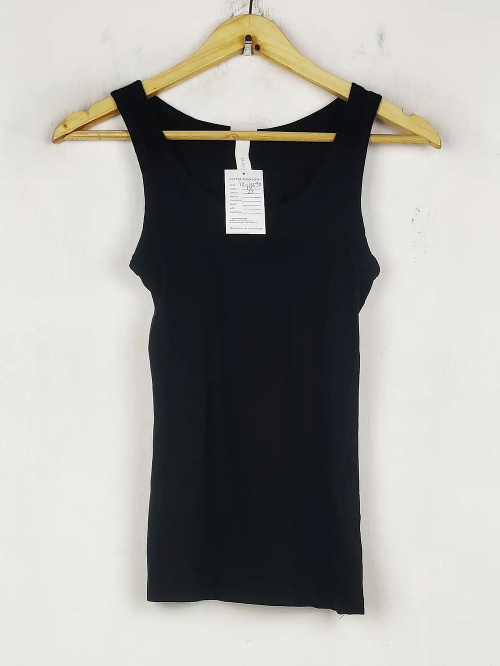 Buy online pre-used pre-loved 100% authentic & Original branded H&M (TS-4593) available in Pakistan. Top international brands avilable.