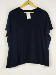 Buy online pre-used pre-loved 100% authentic & Original branded The Everyday (TS-4598) available in Pakistan. Top international brands avilable.