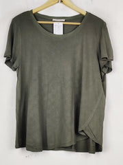 Buy online pre-used pre-loved 100% authentic & Original branded Oasis (TS-4644) available in Pakistan. Top international brands avilable.