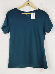 Buy online pre-used pre-loved 100% authentic & Original branded Primark (TS-4747) available in Pakistan. Top international brands avilable.