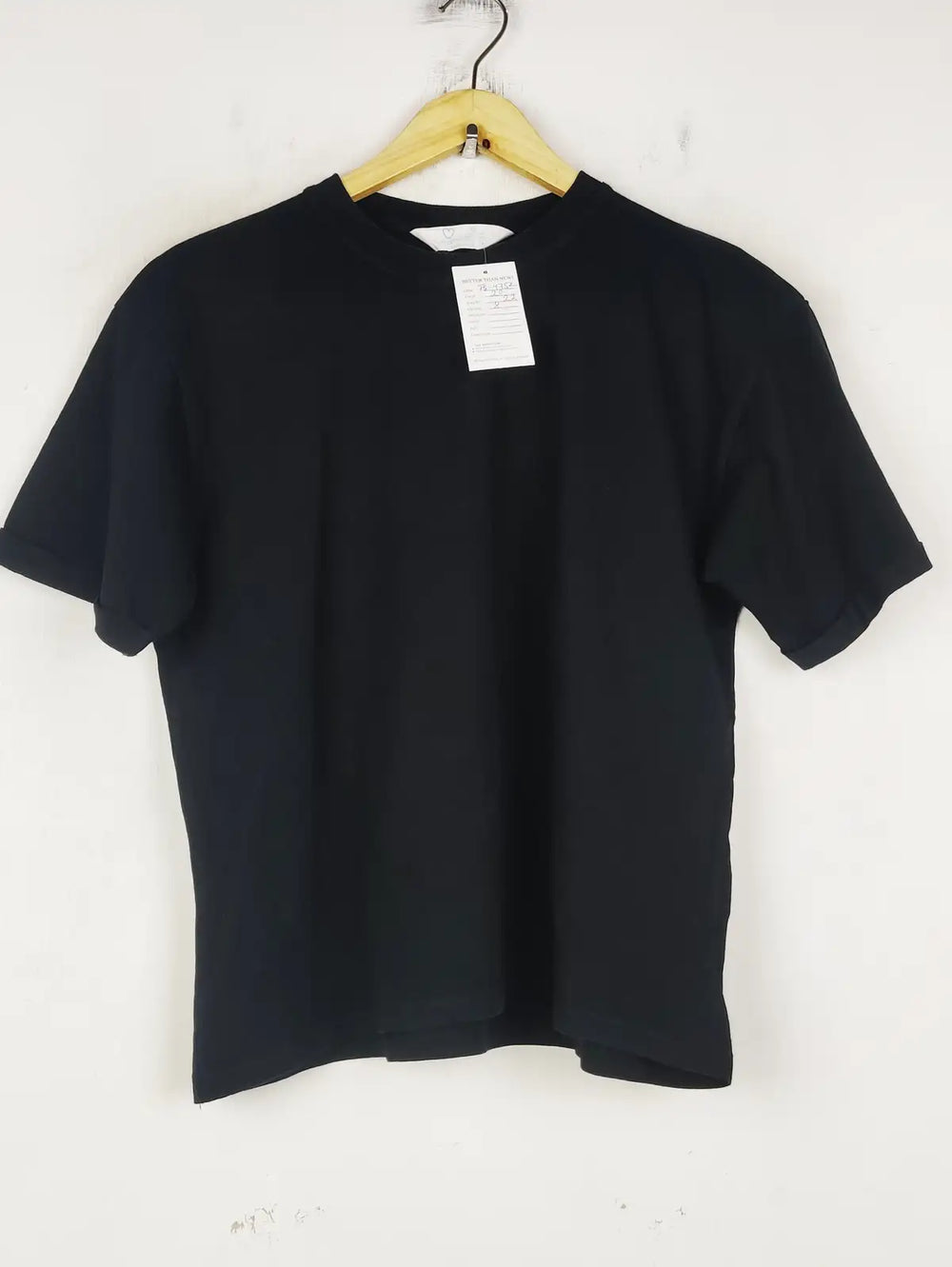 Buy online pre-used pre-loved 100% authentic & Original branded Primark (TS-4752) available in Pakistan. Top international brands avilable.