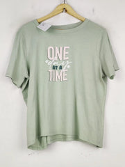 Buy online pre-used pre-loved 100% authentic & Original branded Primark (TS-4753) available in Pakistan. Top international brands avilable.