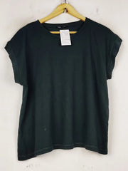 Buy online pre-used pre-loved 100% authentic & Original branded Zara (TS-4780) available in Pakistan. Top international brands avilable.