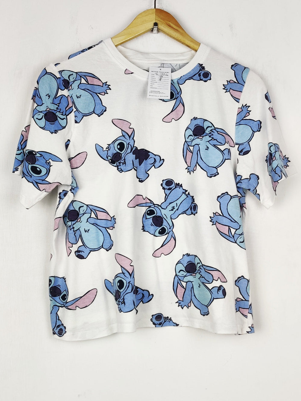Buy online pre-used pre-loved 100% authentic & Original branded Disney (TS-4996) available in Pakistan. Top international brands avilable.