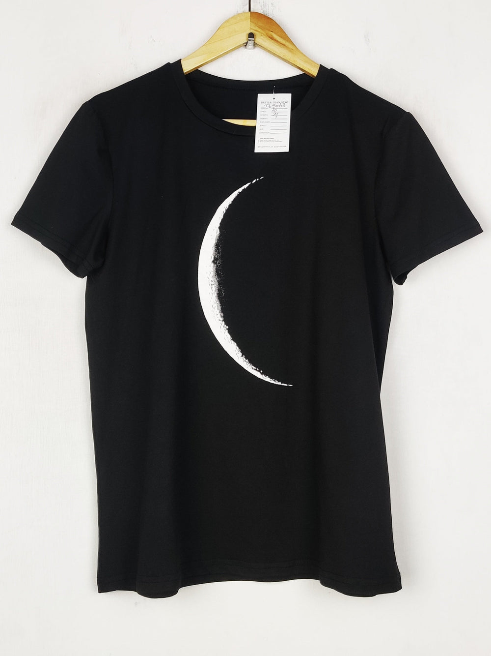 Buy online pre-used pre-loved 100% authentic & Original branded Unknown Brand (TS-5063) available in Pakistan. Top international brands avilable.