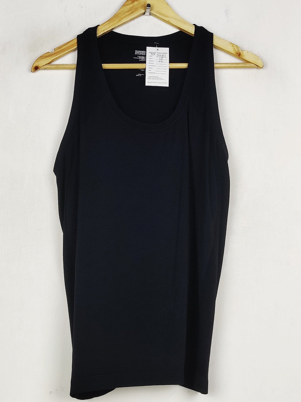 Buy online pre-used pre-loved 100% authentic & Original branded Dunnes Stores (TS-5083) available in Pakistan. Top international brands avilable.