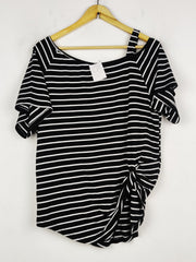 Buy online pre-used pre-loved 100% authentic & Original branded Coeur Vague (TS-5105) available in Pakistan. Top international brands avilable.