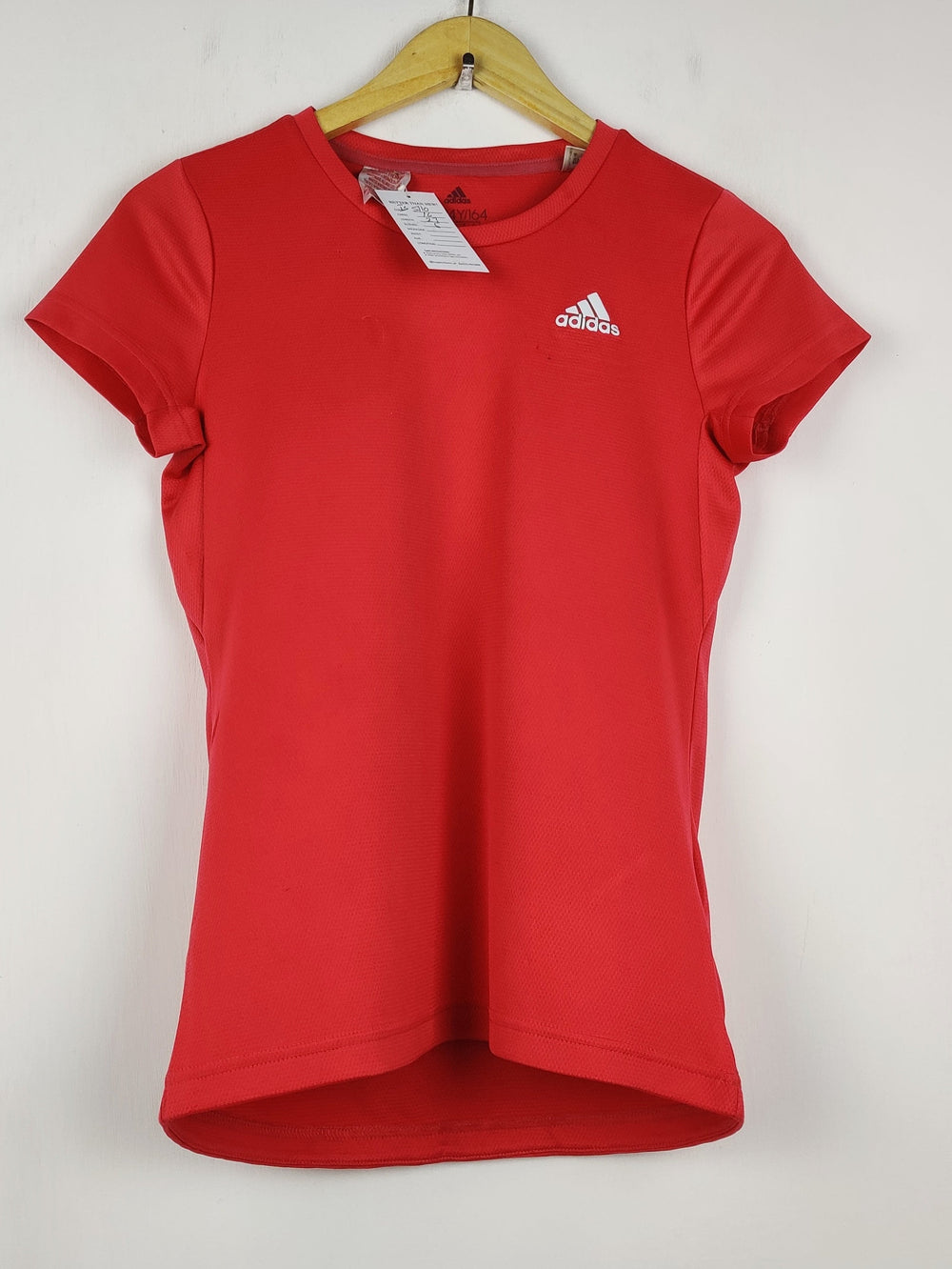 Buy online pre-used pre-loved 100% authentic & Original branded A.D.I.D.A.S (TS-5110) available in Pakistan. Top international brands avilable.