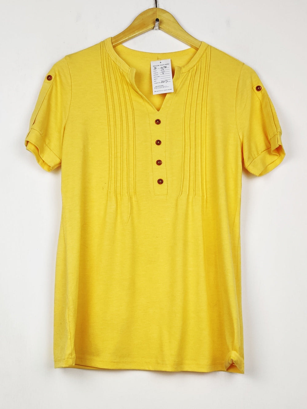 Buy online pre-used pre-loved 100% authentic & Original branded Unknown Brand (TS-5198) available in Pakistan. Top international brands avilable.