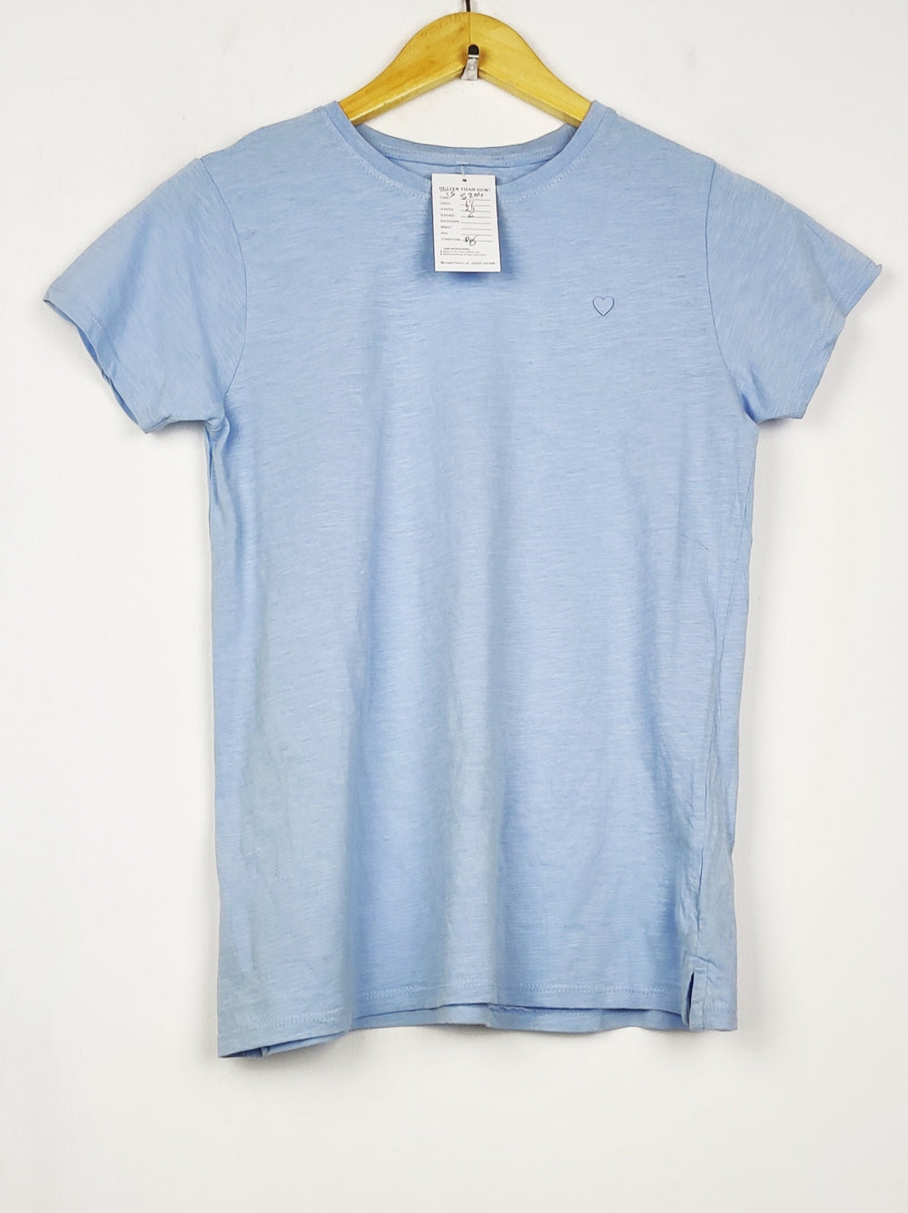 Buy online pre-used pre-loved 100% authentic & Original branded Dunnes Stores (TS-5204) available in Pakistan. Top international brands avilable.