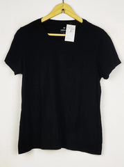 Buy online pre-used pre-loved 100% authentic & Original branded Hering (TS-5402) available in Pakistan. Top international brands avilable.