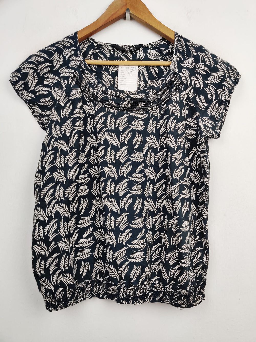 Buy online pre-used pre-loved 100% authentic & Original branded Bm Collection (TS-937) available in Pakistan. Top international brands avilable.