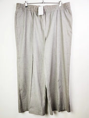 Buy online pre-used pre-loved 100% authentic & Original branded Marks & Spencer (TT-1094) available in Pakistan. Top international brands avilable.