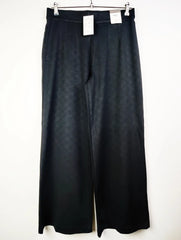 Buy online pre-used pre-loved 100% authentic & Original branded Primark (TT-1144) available in Pakistan. Top international brands avilable.