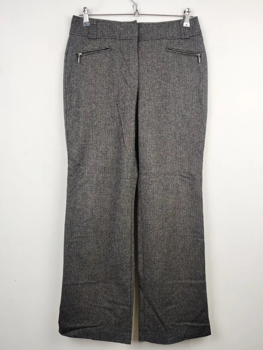 Buy online pre-used pre-loved 100% authentic & Original branded Marks & Spencer (TT-1175) available in Pakistan. Top international brands avilable.