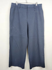 Buy online pre-used pre-loved 100% authentic & Original branded Marks & Spencer (TT-1209) available in Pakistan. Top international brands avilable.