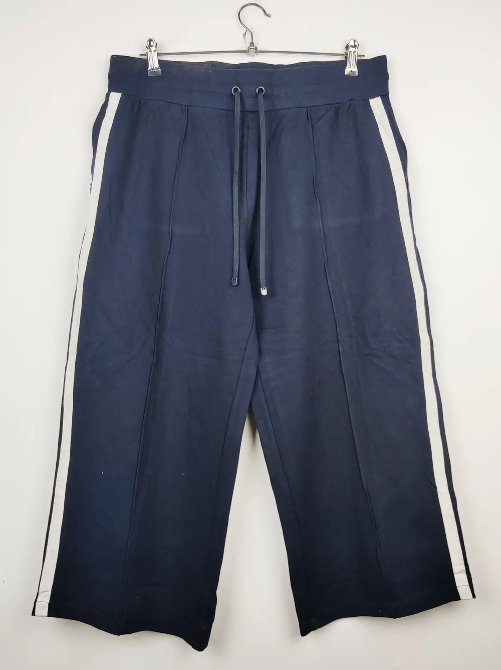 Buy online pre-used pre-loved 100% authentic & Original branded Marks & Spencer (TT-1218) available in Pakistan. Top international brands avilable.