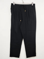 Buy online pre-used pre-loved 100% authentic & Original branded Unknown Brand (TT-1244) available in Pakistan. Top international brands avilable.