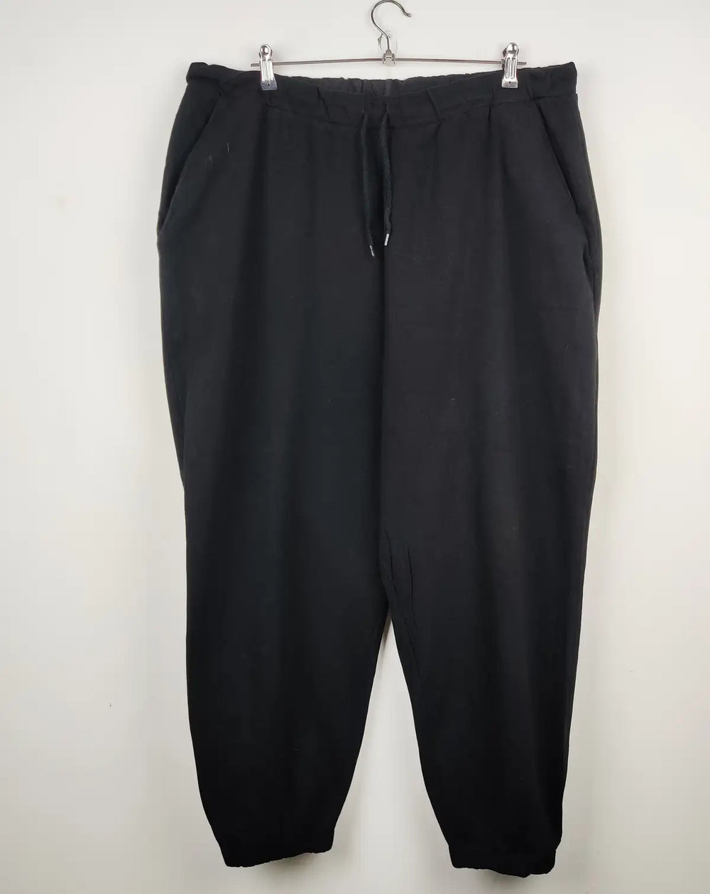 Buy online pre-used pre-loved 100% authentic & Original branded Asos (TT-1256) available in Pakistan. Top international brands avilable.