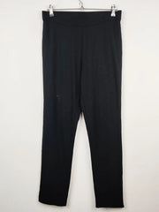 Buy online pre-used pre-loved 100% authentic & Original branded Marks & Spencer (TT-1277) available in Pakistan. Top international brands avilable.