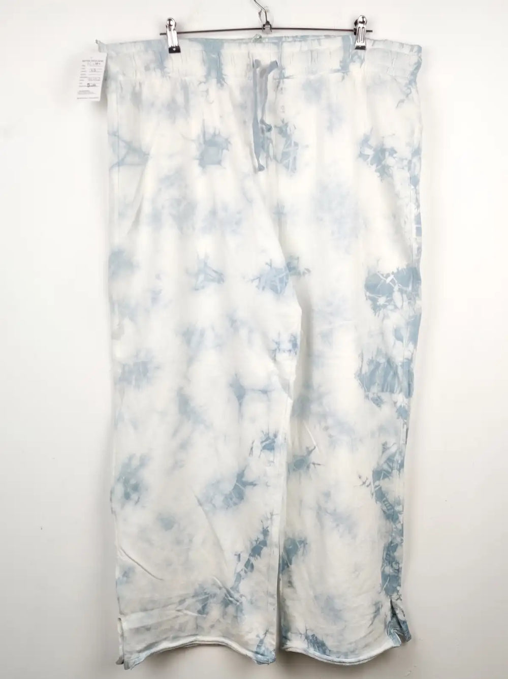 Buy online pre-used pre-loved 100% authentic & Original branded Marks & Spencer (TT-1284) available in Pakistan. Top international brands avilable.