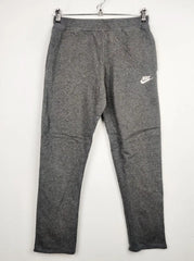 Buy online pre-used pre-loved 100% authentic & Original branded Nike (TT-1335) available in Pakistan. Top international brands avilable.