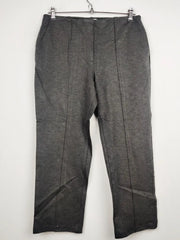 Buy online pre-used pre-loved 100% authentic & Original branded Marks & Spencer (TT-1372) available in Pakistan. Top international brands avilable.