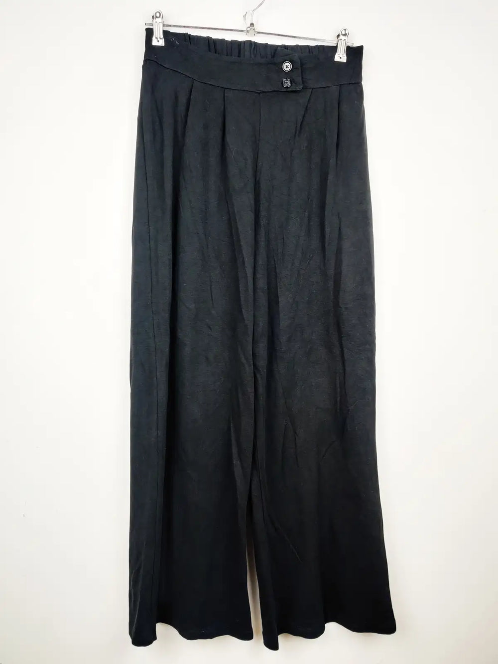 Buy online pre-used pre-loved 100% authentic & Original branded Primark (TT-1391) available in Pakistan. Top international brands avilable.