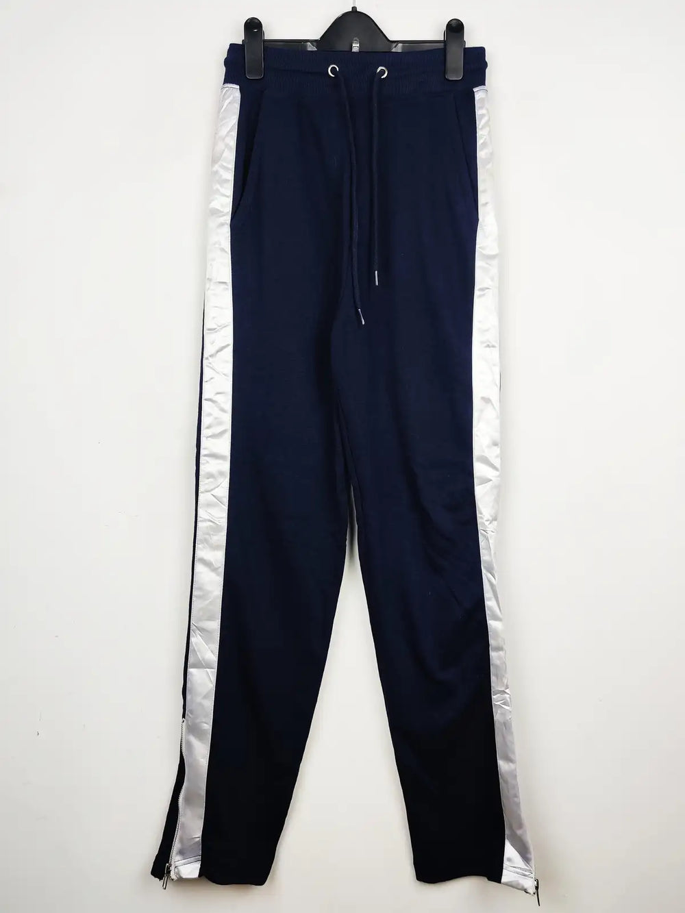 Buy online pre-used pre-loved 100% authentic & Original branded Boohoo (TT-1394) available in Pakistan. Top international brands avilable.