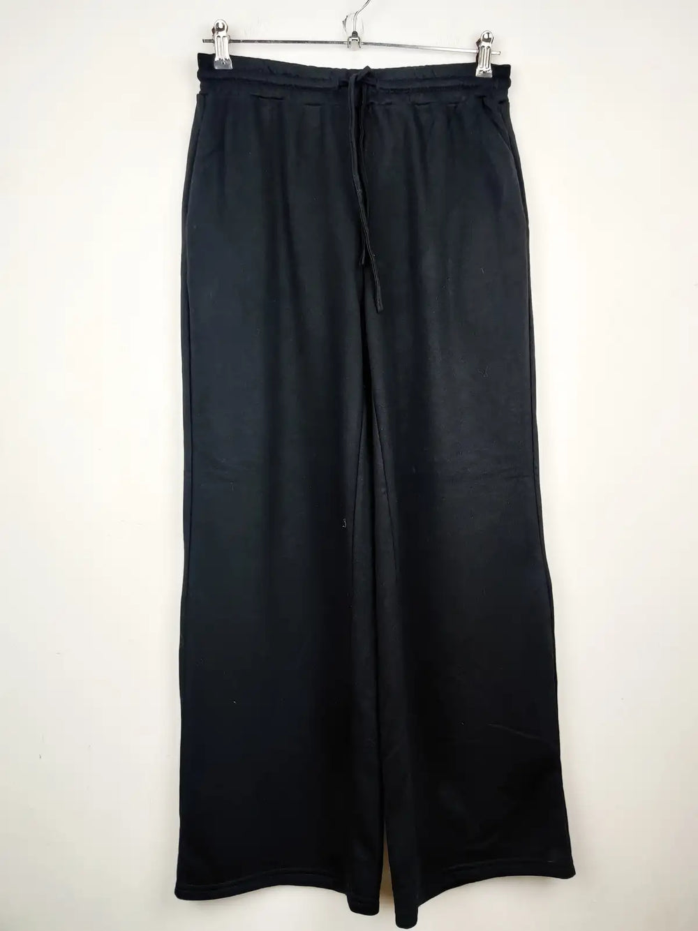 Buy online pre-used pre-loved 100% authentic & Original branded Shein (TT-1422) available in Pakistan. Top international brands avilable.