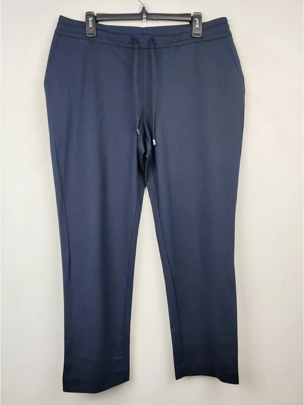 Buy online pre-used pre-loved 100% authentic & Original branded Dalia (TT-144) available in Pakistan. Top international brands avilable.