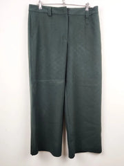 Buy online pre-used pre-loved 100% authentic & Original branded Marks & Spencer (TT-1470) available in Pakistan. Top international brands avilable.