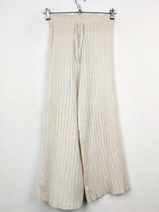 Buy online pre-used pre-loved 100% authentic & Original branded Stradivarius (TT-1513) available in Pakistan. Top international brands avilable.