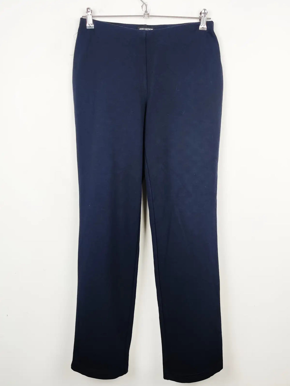 Buy online pre-used pre-loved 100% authentic & Original branded Debenhams (TT-1517) available in Pakistan. Top international brands avilable.