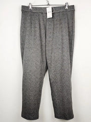 Buy online pre-used pre-loved 100% authentic & Original branded Marks & Spencer (TT-1531) available in Pakistan. Top international brands avilable.