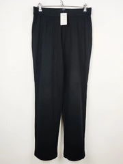 Buy online pre-used pre-loved 100% authentic & Original branded Marks & Spencer (TT-1543) available in Pakistan. Top international brands avilable.