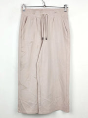 Buy online pre-used pre-loved 100% authentic & Original branded Primark (TT-1544) available in Pakistan. Top international brands avilable.