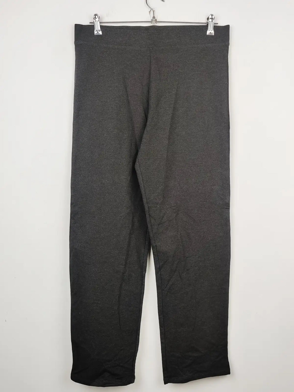 Buy online pre-used pre-loved 100% authentic & Original branded Marks & Spencer (TT-1563) available in Pakistan. Top international brands avilable.