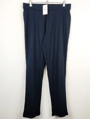 Buy online pre-used pre-loved 100% authentic & Original branded Marks & Spencer (TT-1568) available in Pakistan. Top international brands avilable.