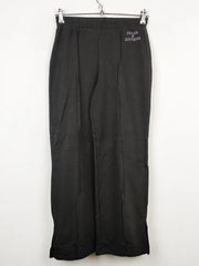 Buy online pre-used pre-loved 100% authentic & Original branded H&M (TT-1591) available in Pakistan. Top international brands avilable.